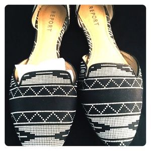 Report Aztec Pattern Flats